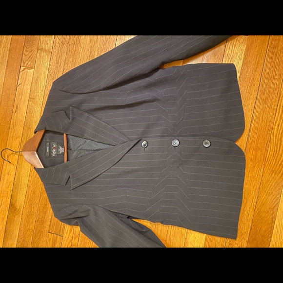 Style and Co striped black blazer, size 16 - Picture 2 of 4